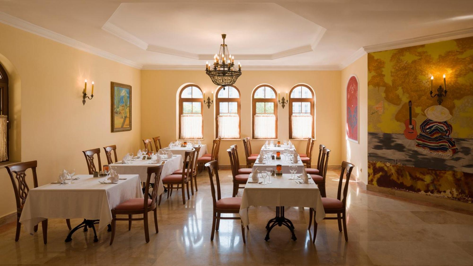 Kremlin Palace Αττάλεια Εξωτερικό φωτογραφία Restaurant