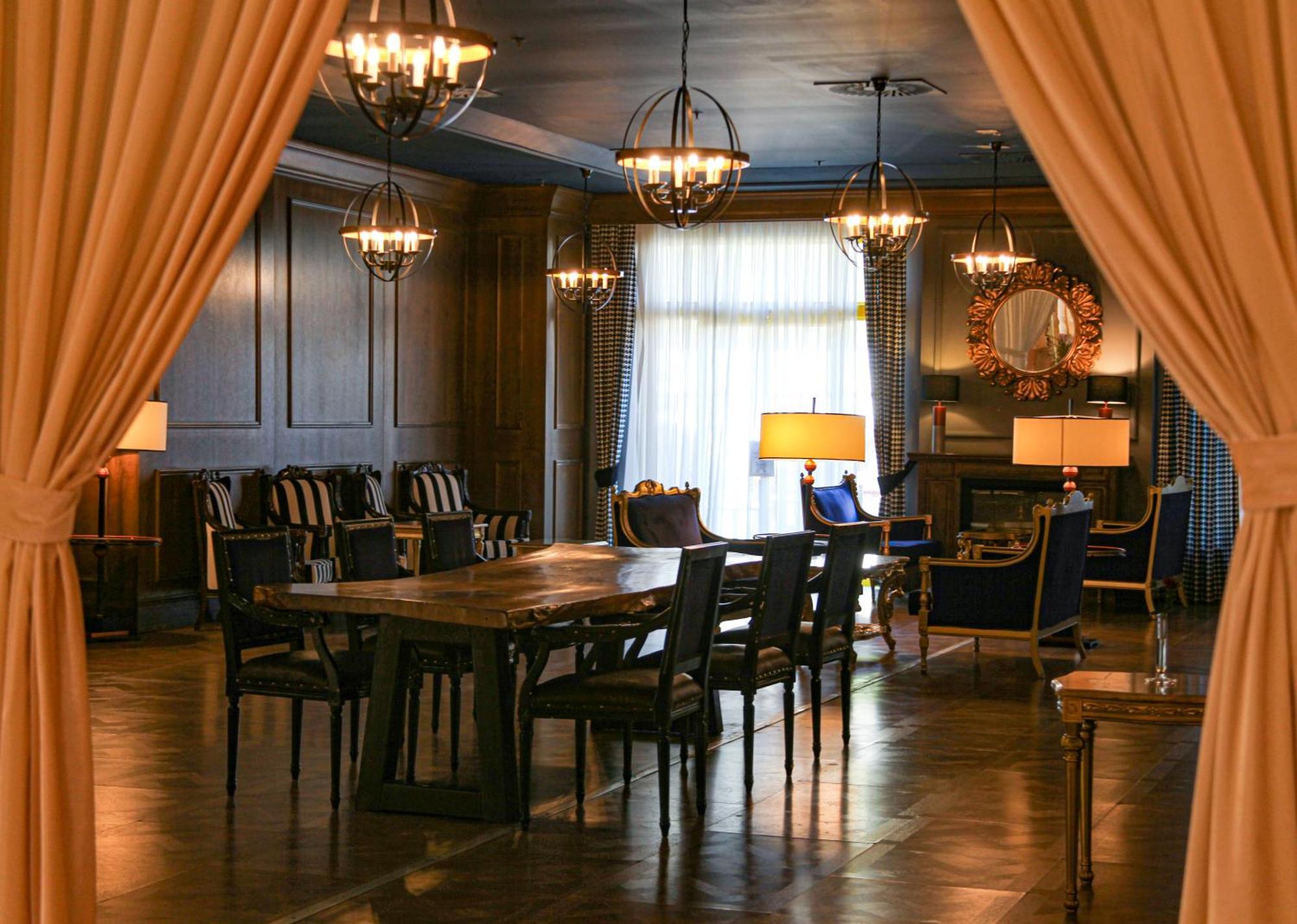 Kremlin Palace Αττάλεια Εξωτερικό φωτογραφία The Library at the Hotel